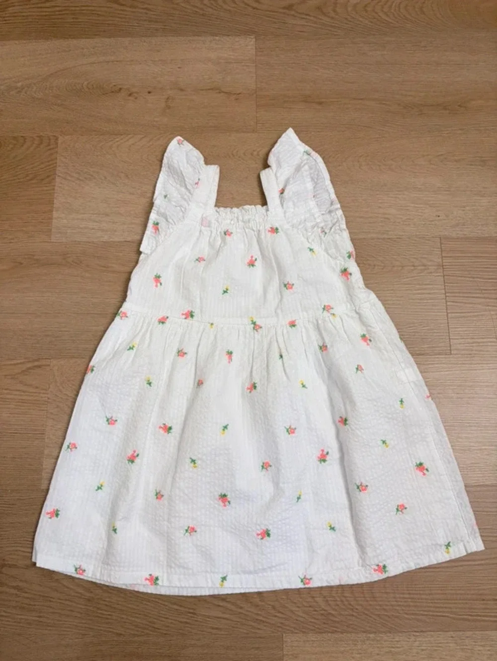 Baby Gap Girls White Floral Embroidered Dress Size 5 Years